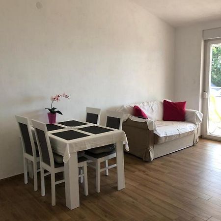 Beach Front Paradise Apartment Sukošan Zewnętrze zdjęcie
